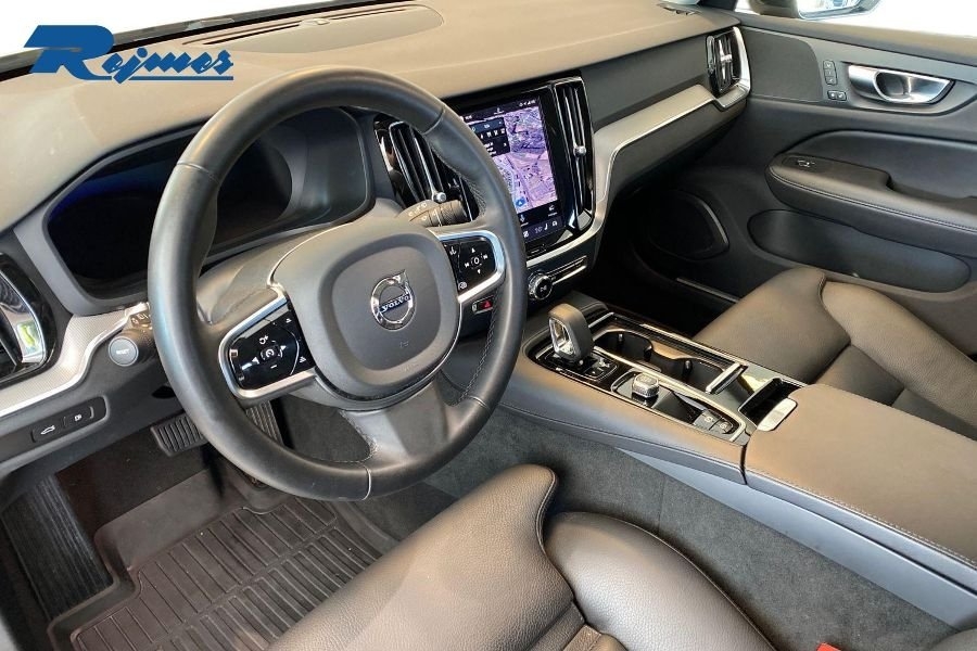 Volvo V60 T6 Plus Dark 2025, bild 5/19