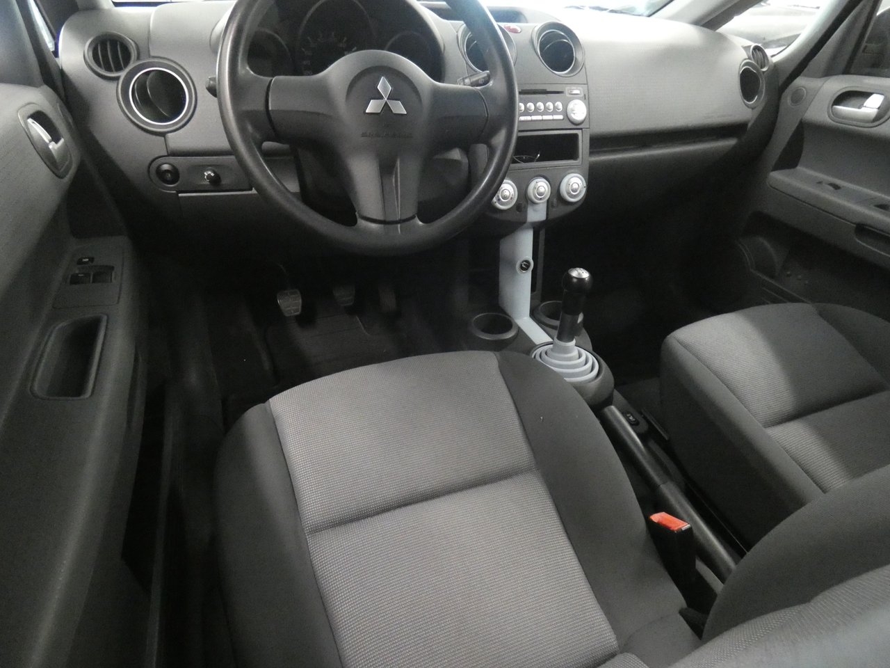 Mitsubishi Colt 1.3 MIVEC 2007, bild 7/10