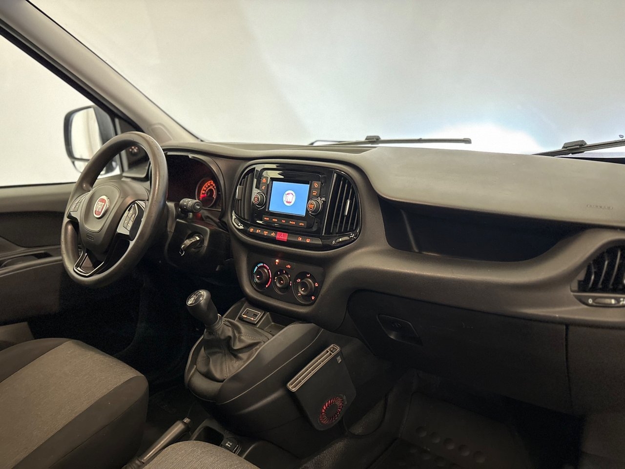 Fiat Doblo 2017, kuva 7/14