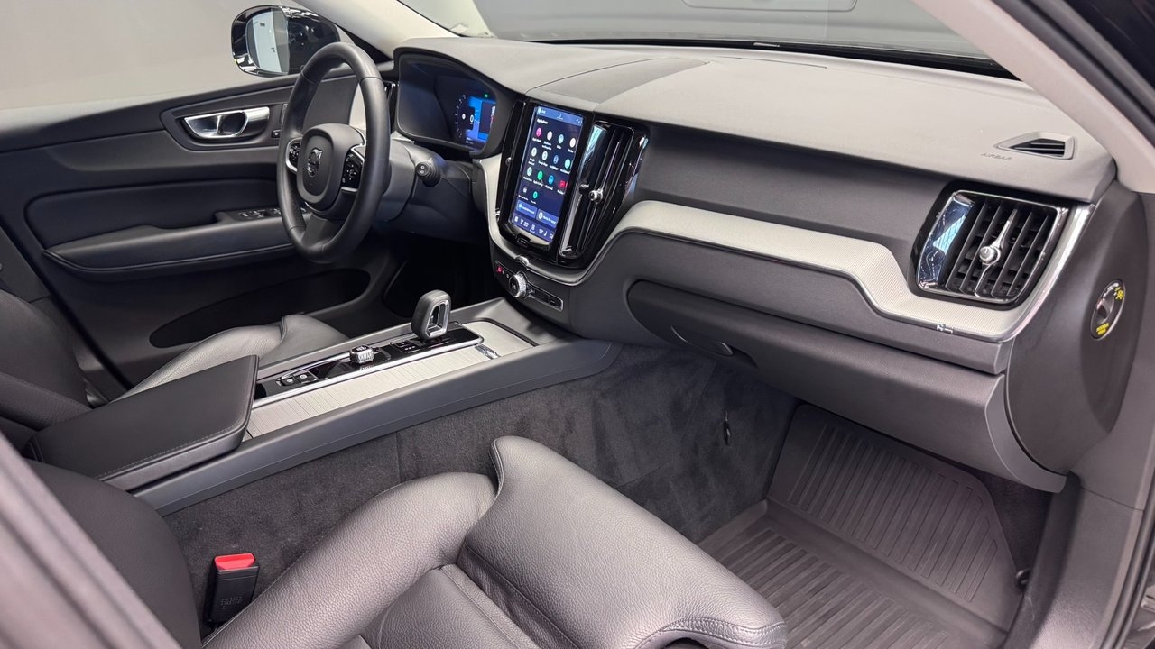 Volvo XC60 2023, bild 7/10