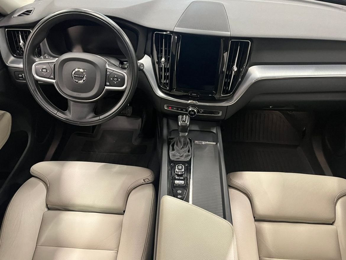 Volvo XC60 D4 AWD Mom Adv (V-HJUL) 2019, kuva 5/10