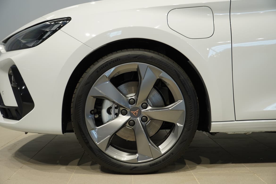 Cupra Leon 2025, bild 4/10
