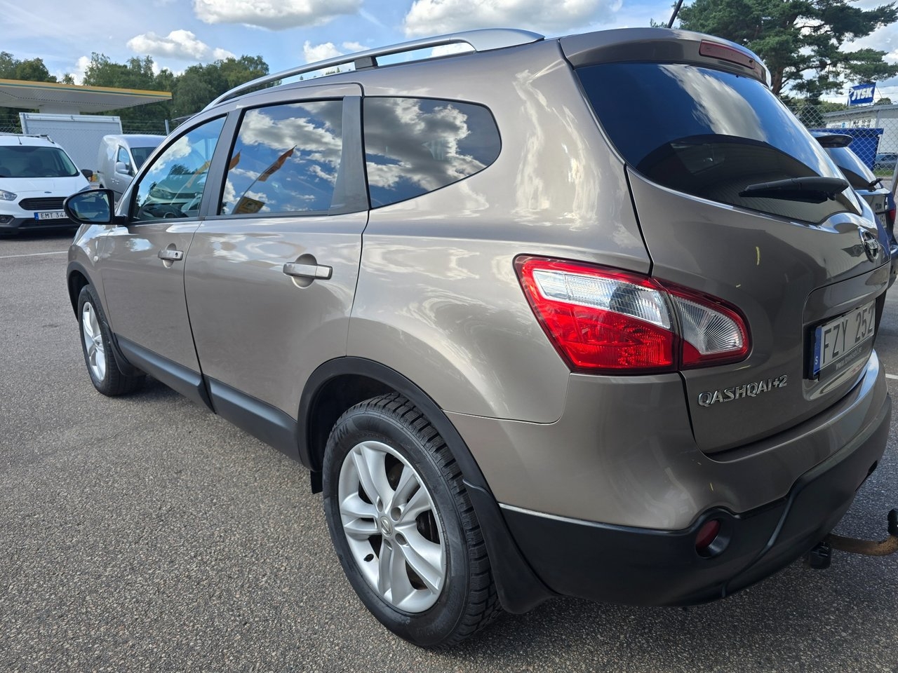 Nissan Qashqai+2 2.0 2010, bild 4/9
