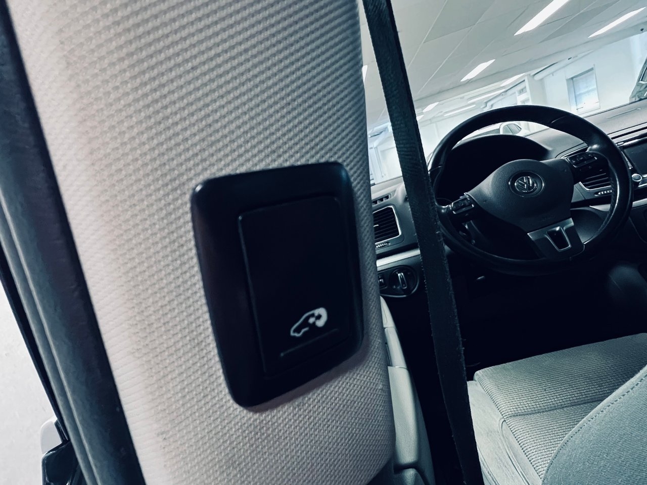 Volkswagen Sharan 2012, photo 7/10