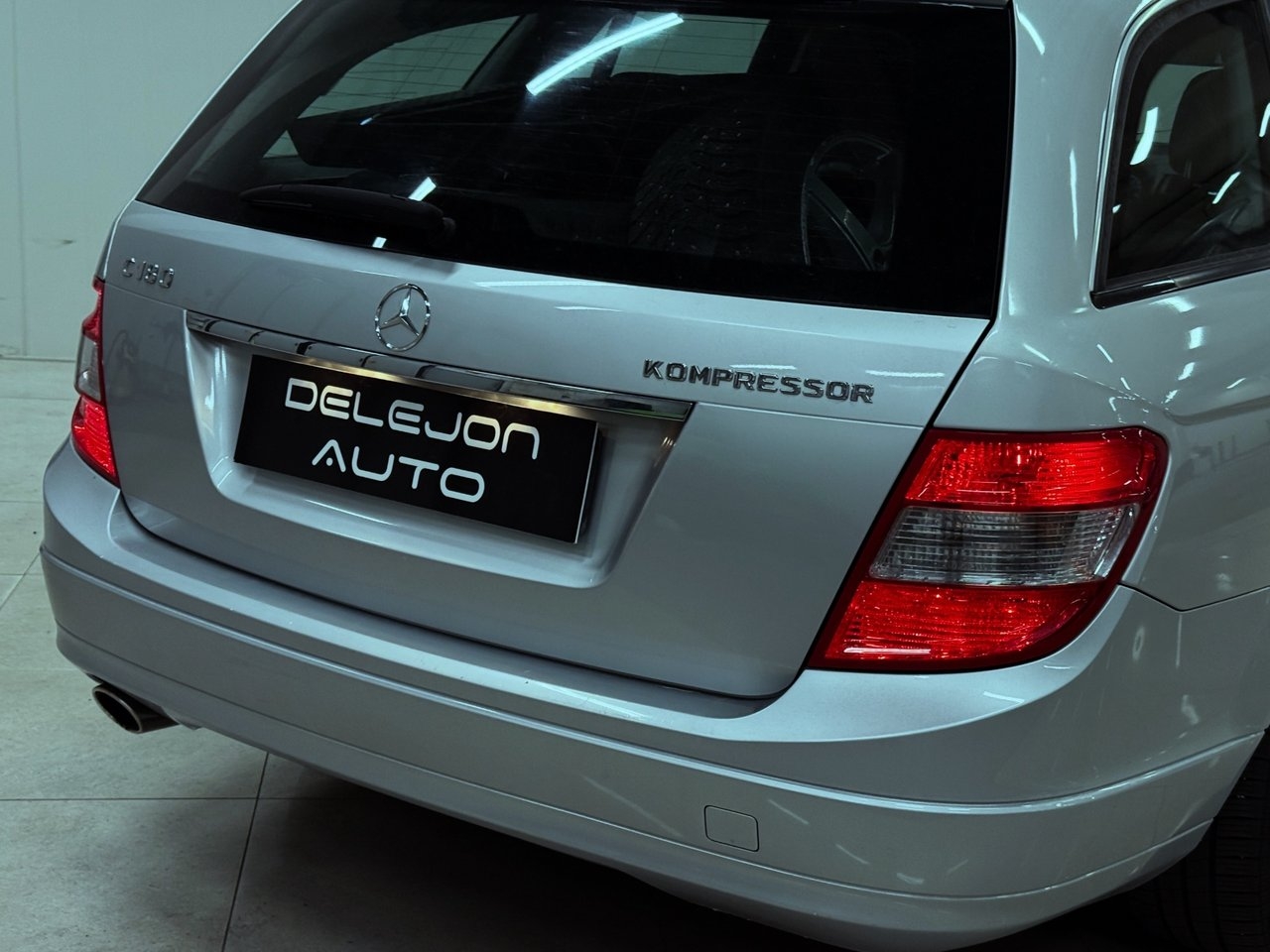 Mercedes-Benz C 2010, bild 4/10