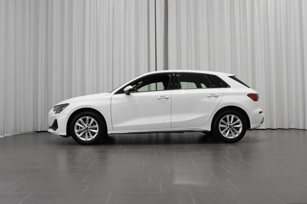 Audi A3 Sportback TFSI 150hk S tronic 2026, bild 2/10