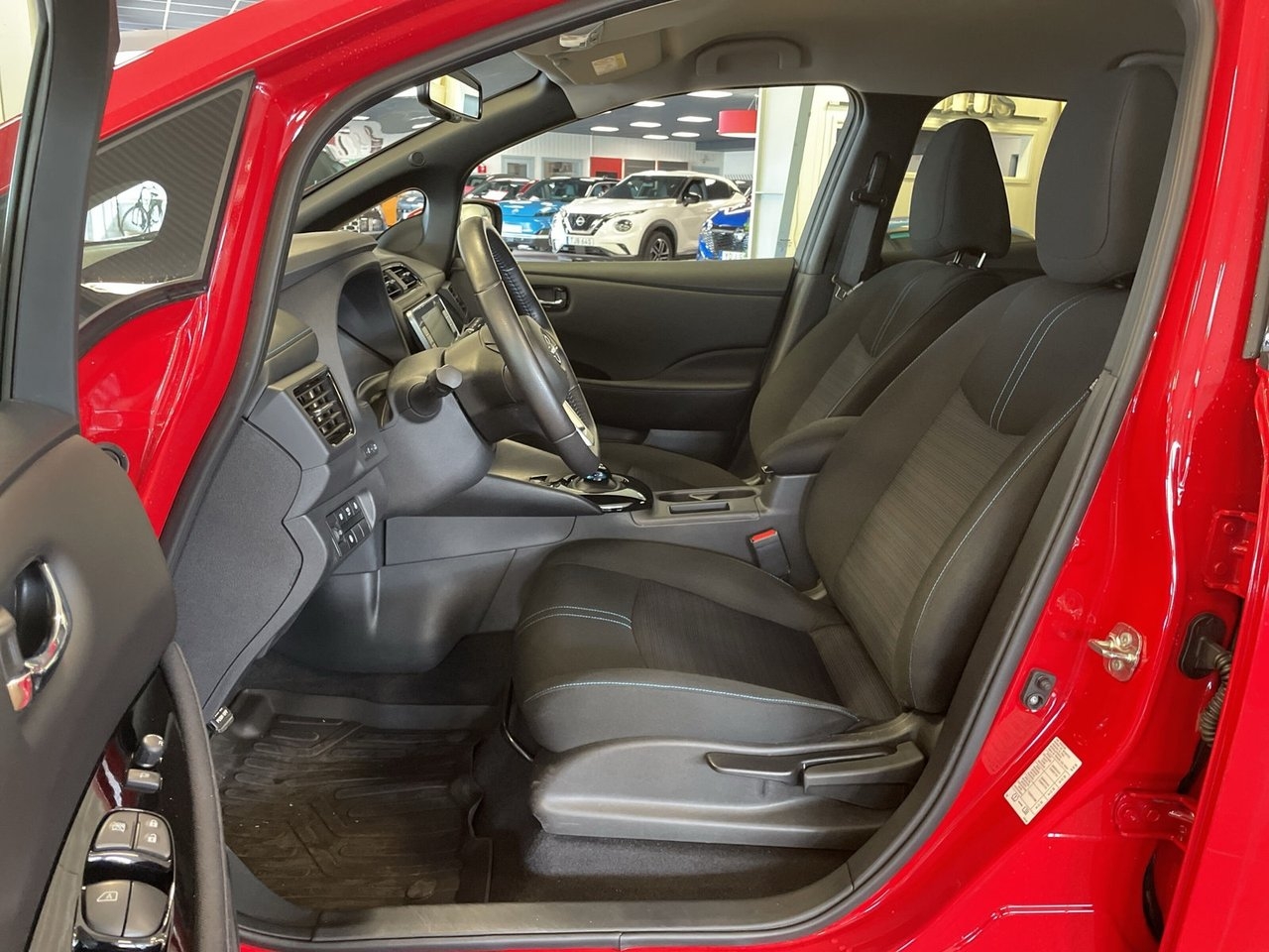 Nissan Leaf N-CONNECTA 39 KWH 2023, bild 7/13