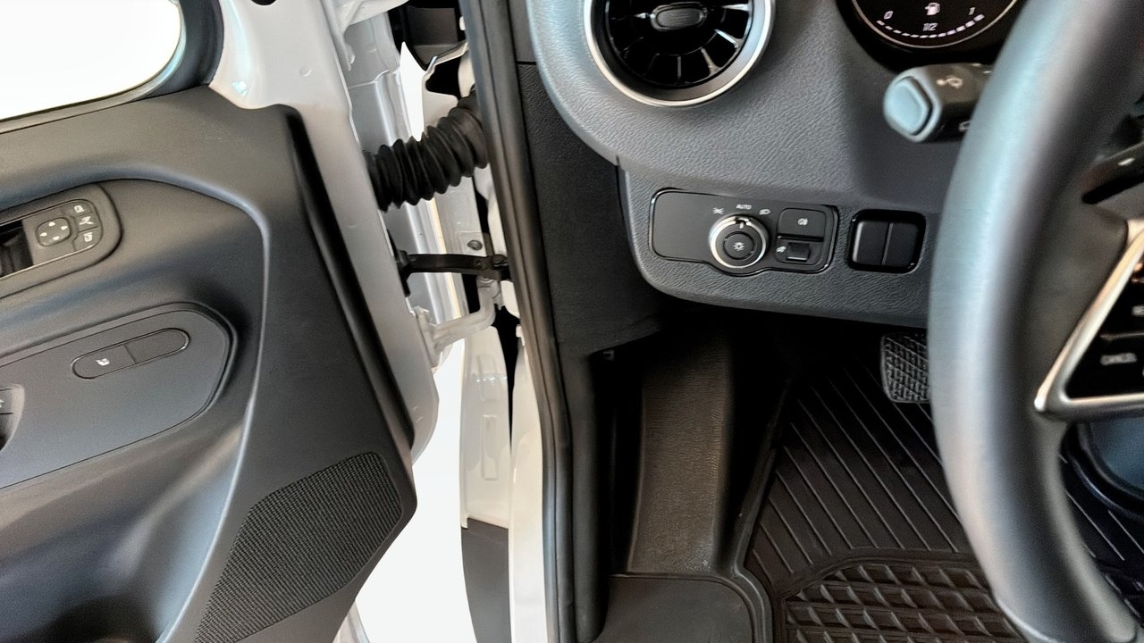 Mercedes-Benz Sprinter 2027, bild 5/10