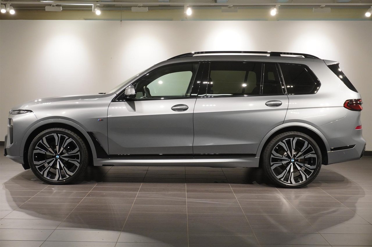 BMW X7 2026, photo 2/20