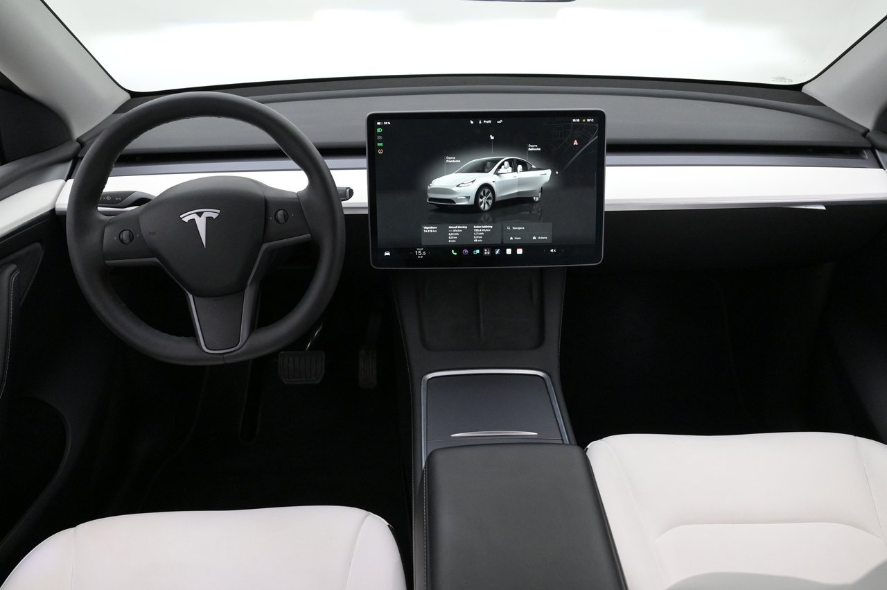 Tesla Model Y Long Range AWD Autopilot 2022, bild 6/10