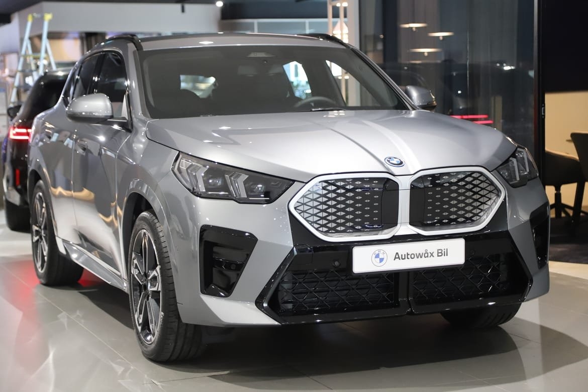 BMW iX2