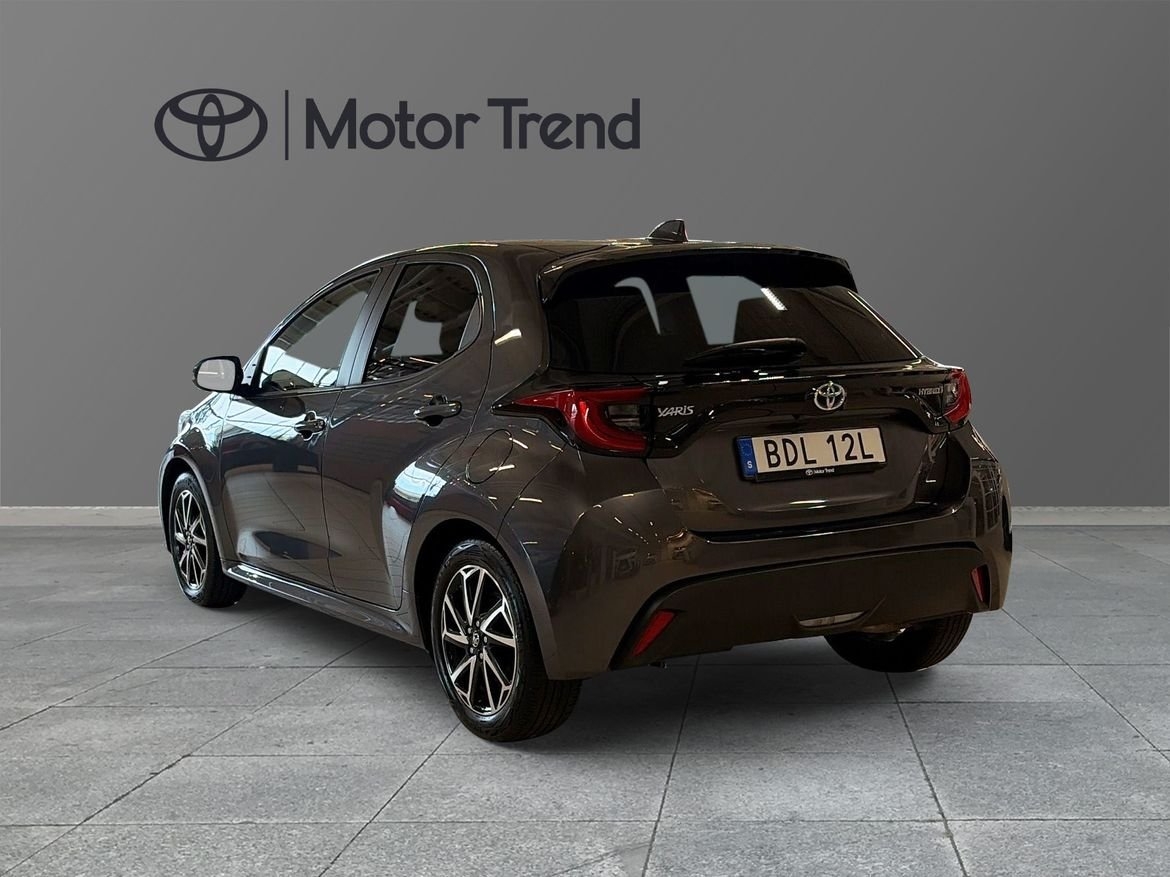 Toyota Yaris 2022, bild 2/10