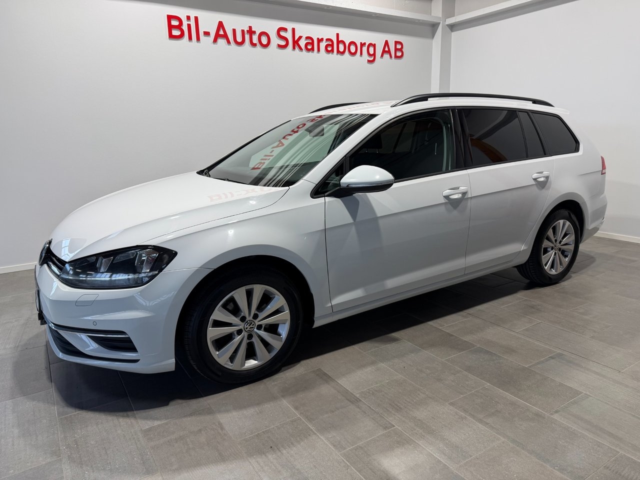 Volkswagen Golf 2018, photo 3/24