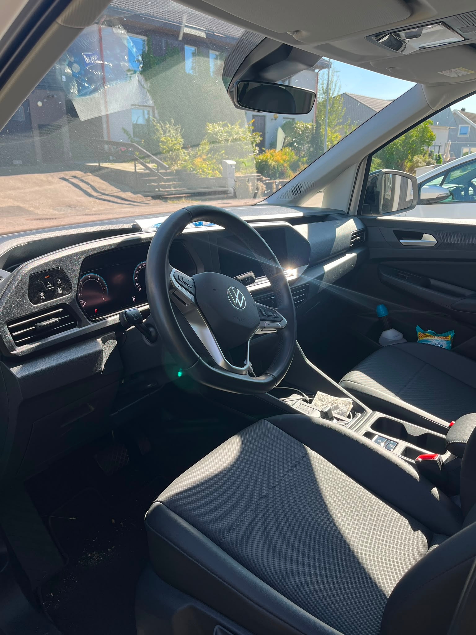Volkswagen Caddy Maxi 2025, photo 5/6