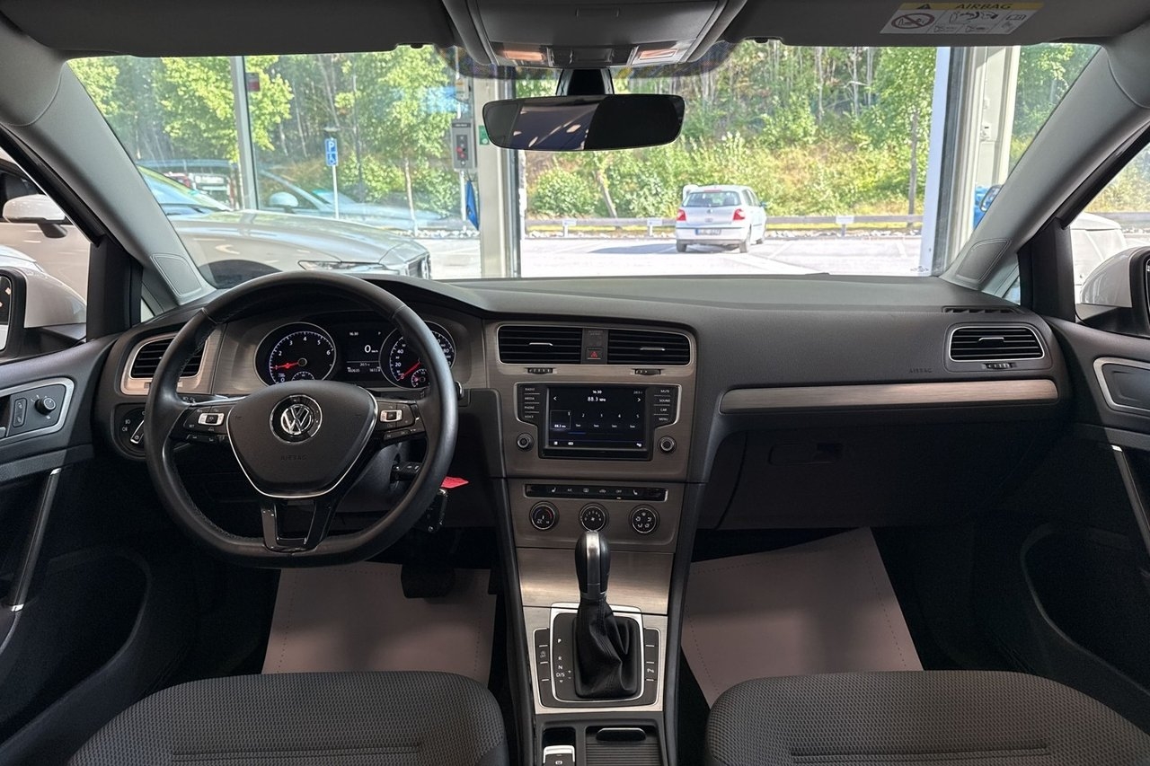 Volkswagen Golf Sportscombi 1.2 TSI 2017, bild 6/17