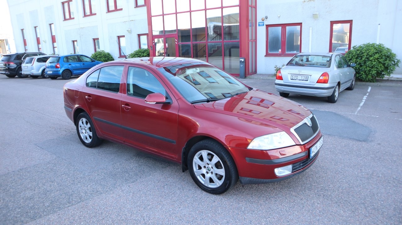 Skoda Octavia 2005, bild 2/7
