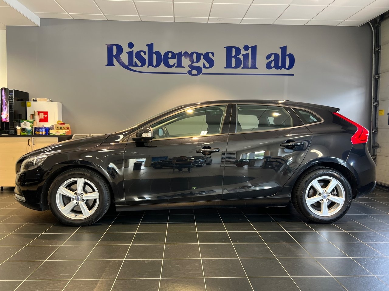 Volvo V40
