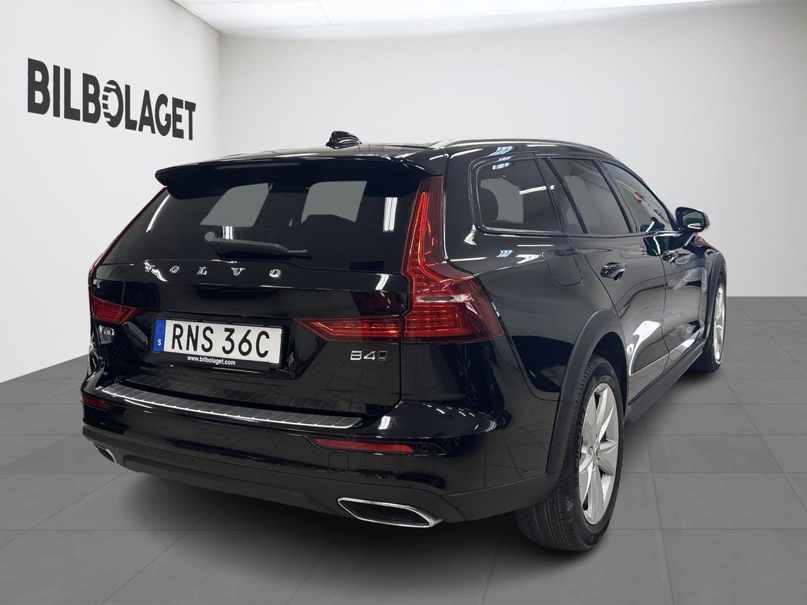 Volvo V60 Cross Country B4 AWD D Adv 2022, bild 4/12