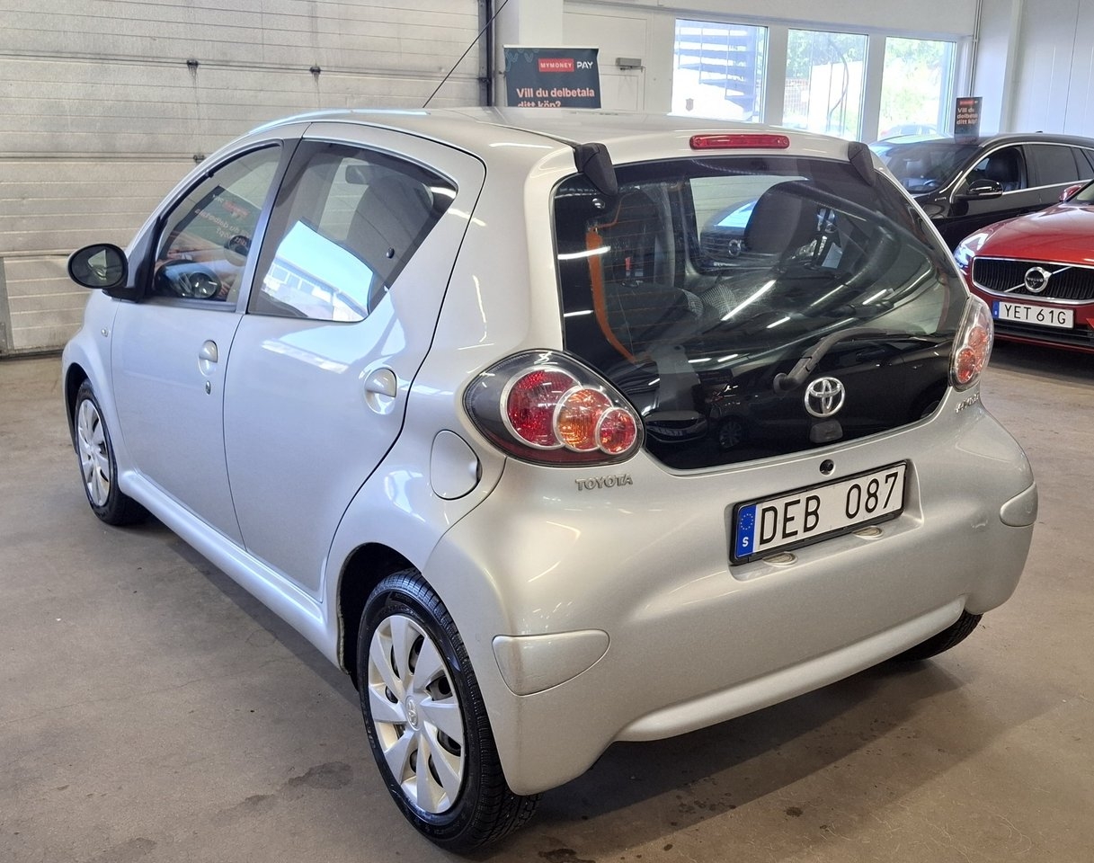 Toyota Aygo 2013, bild 5/10