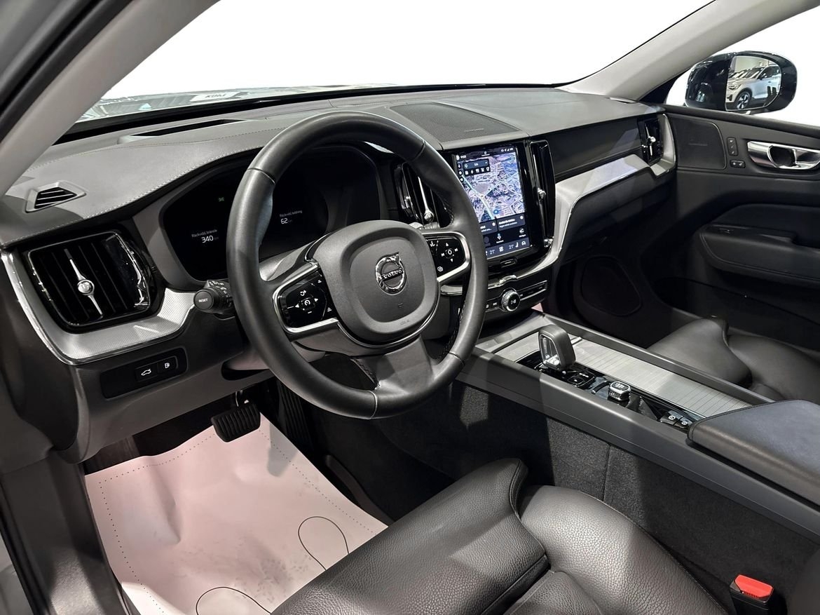 Volvo XC60 2024, kuva 6/23