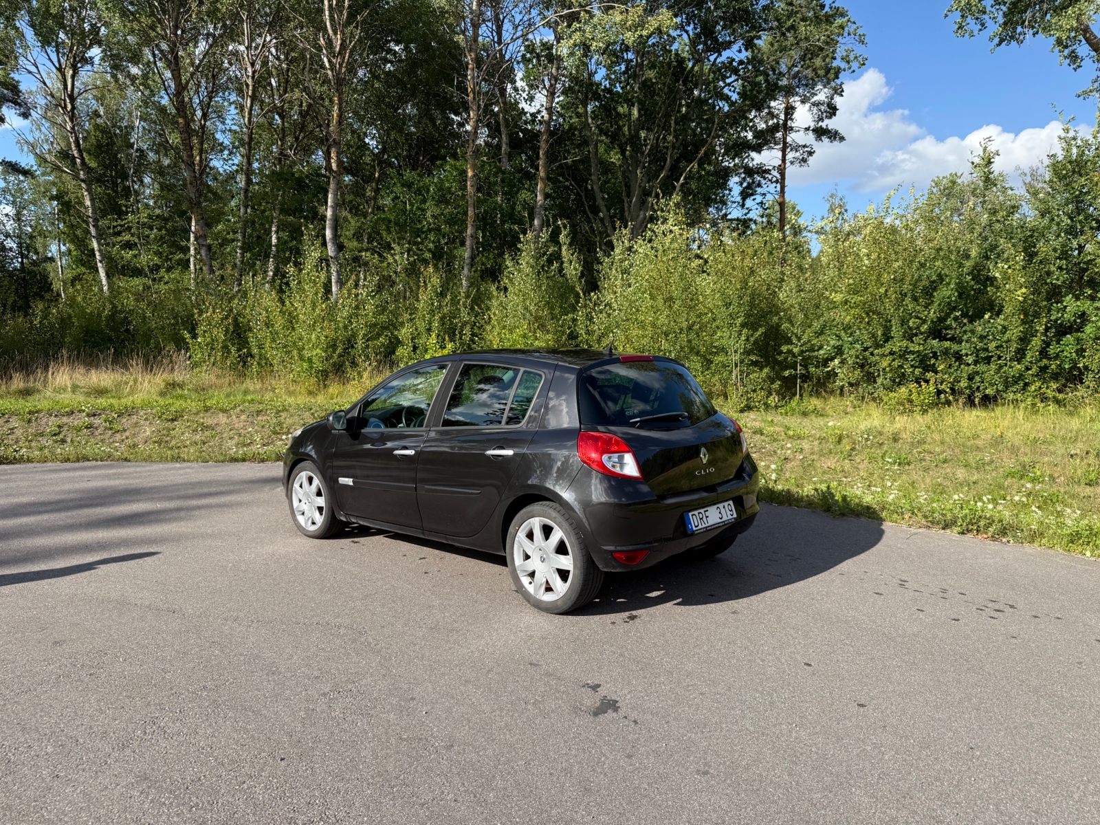 Renault Clio 2011, photo 2/2