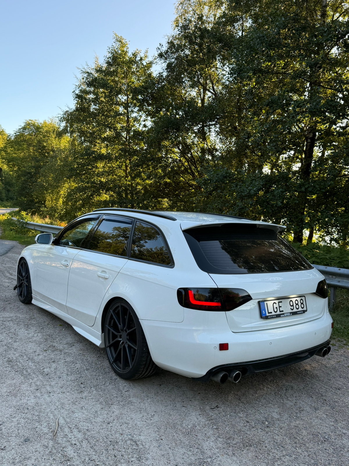 Audi A4 Avant 2.0 TFSI quattro Manuell 2011, bild 4/10