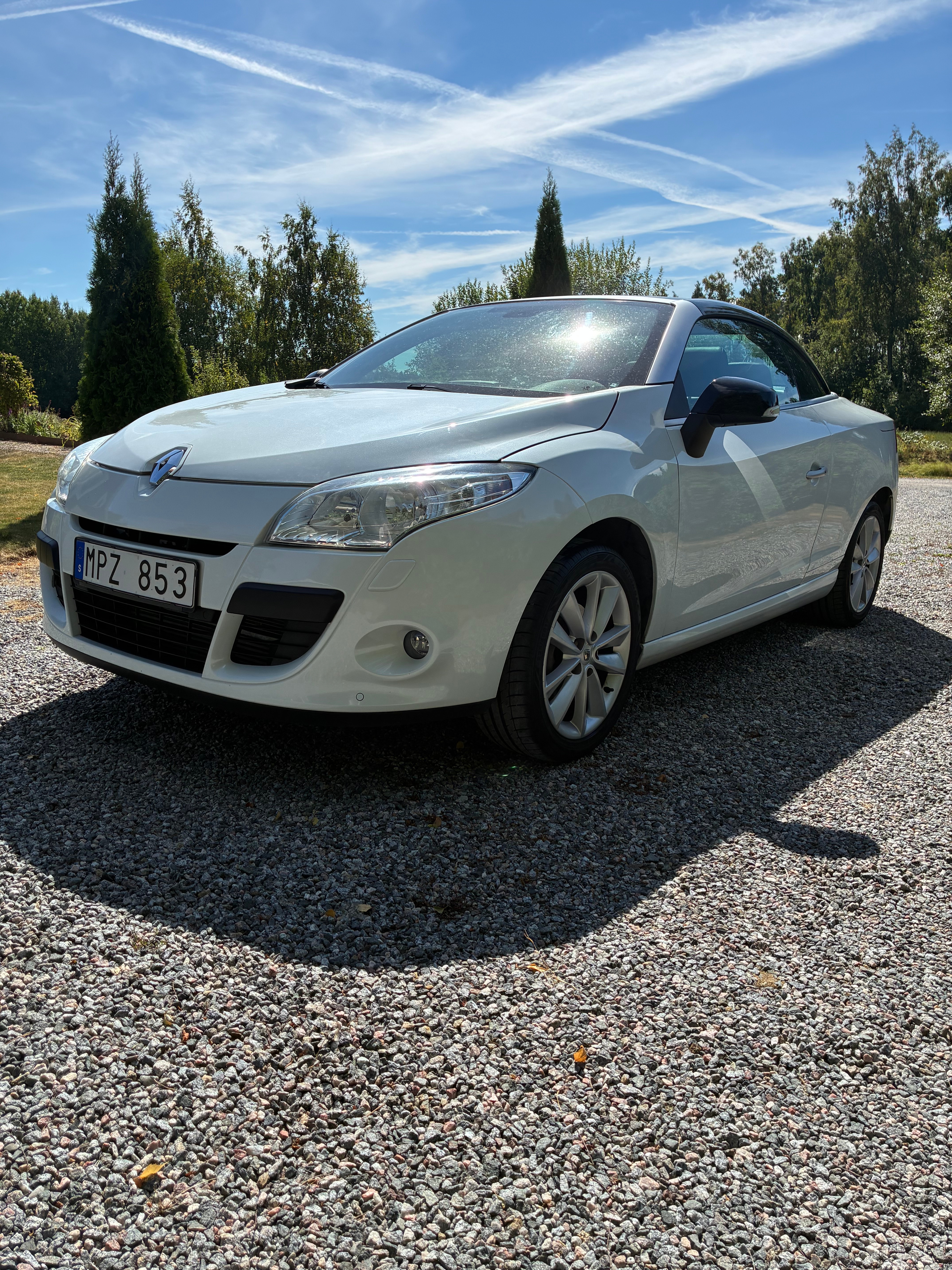 Renault Megane 2011, bild 2/8