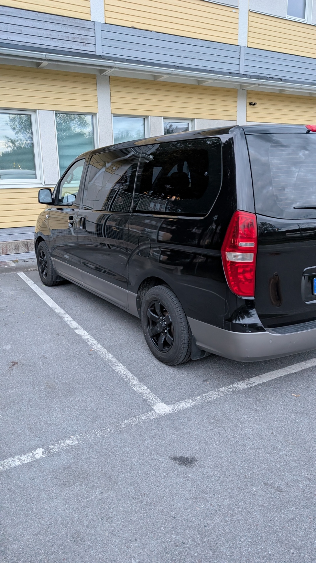 Hyundai H-1 Travel 2.5 CRDi Manuell 2010, photo 5/10