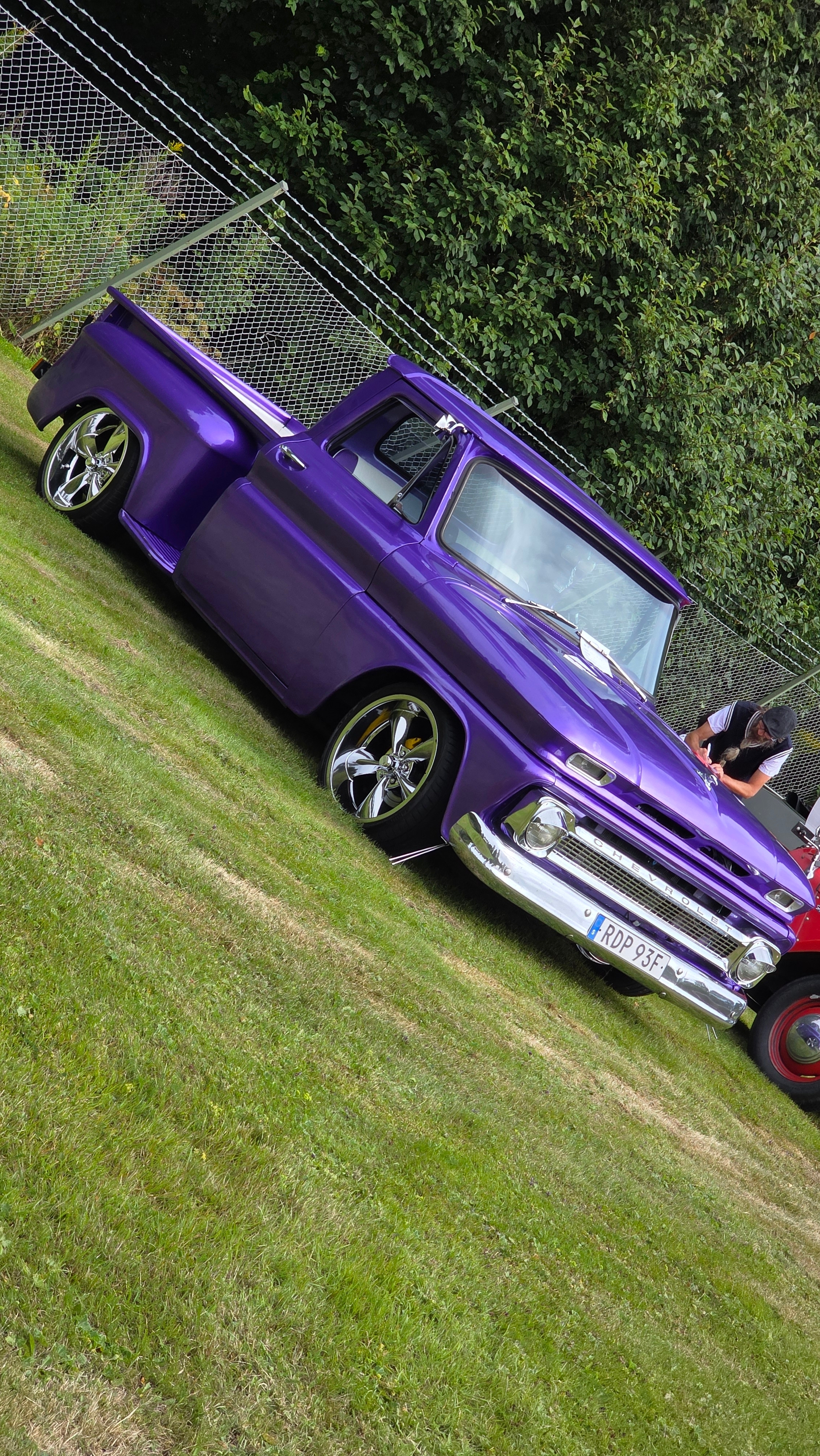 Chevrolet C10 Stepside (luftfjädring) 1965, kuva 2/7