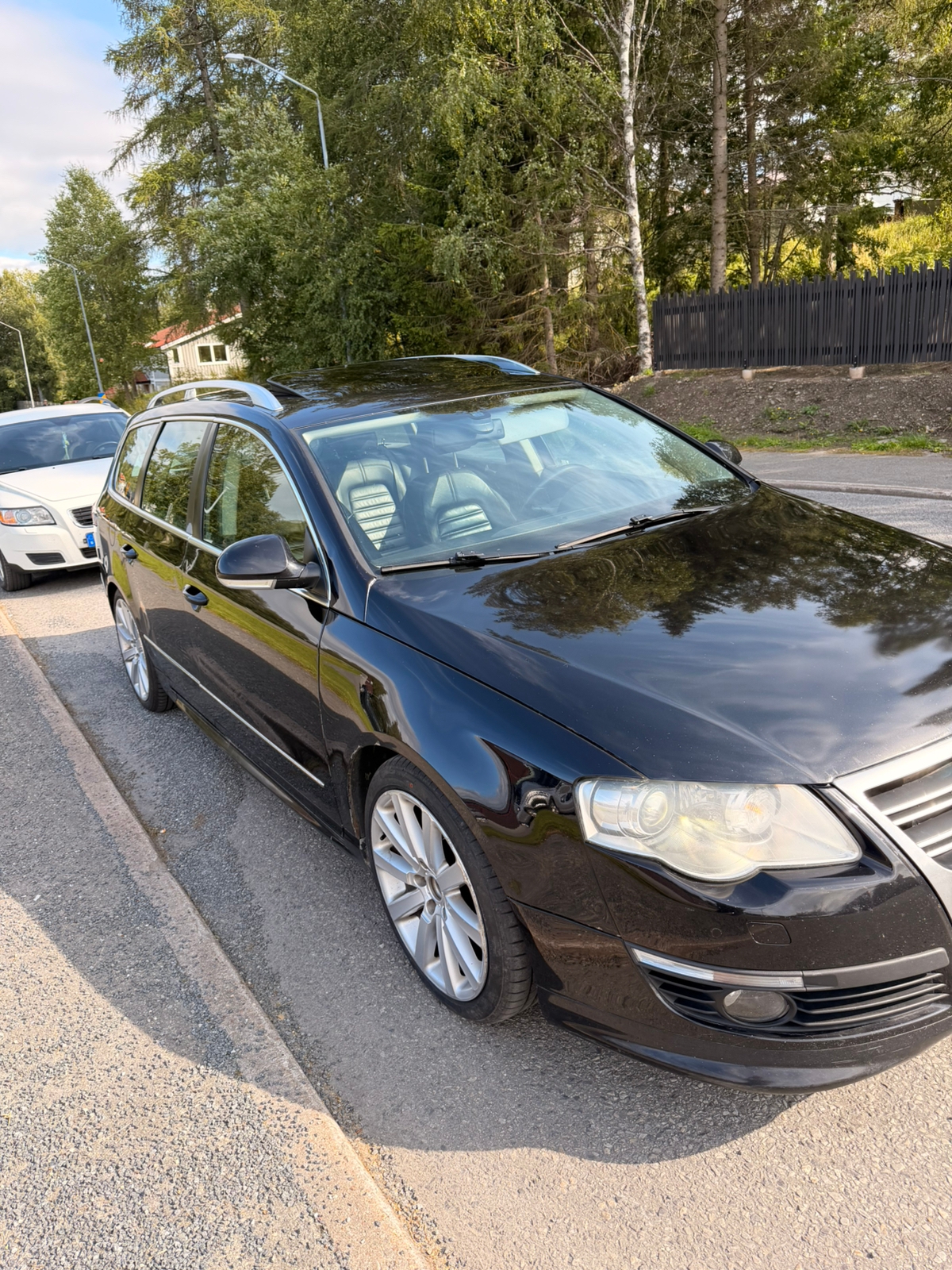 Volkswagen Passat 2010, photo 5/7