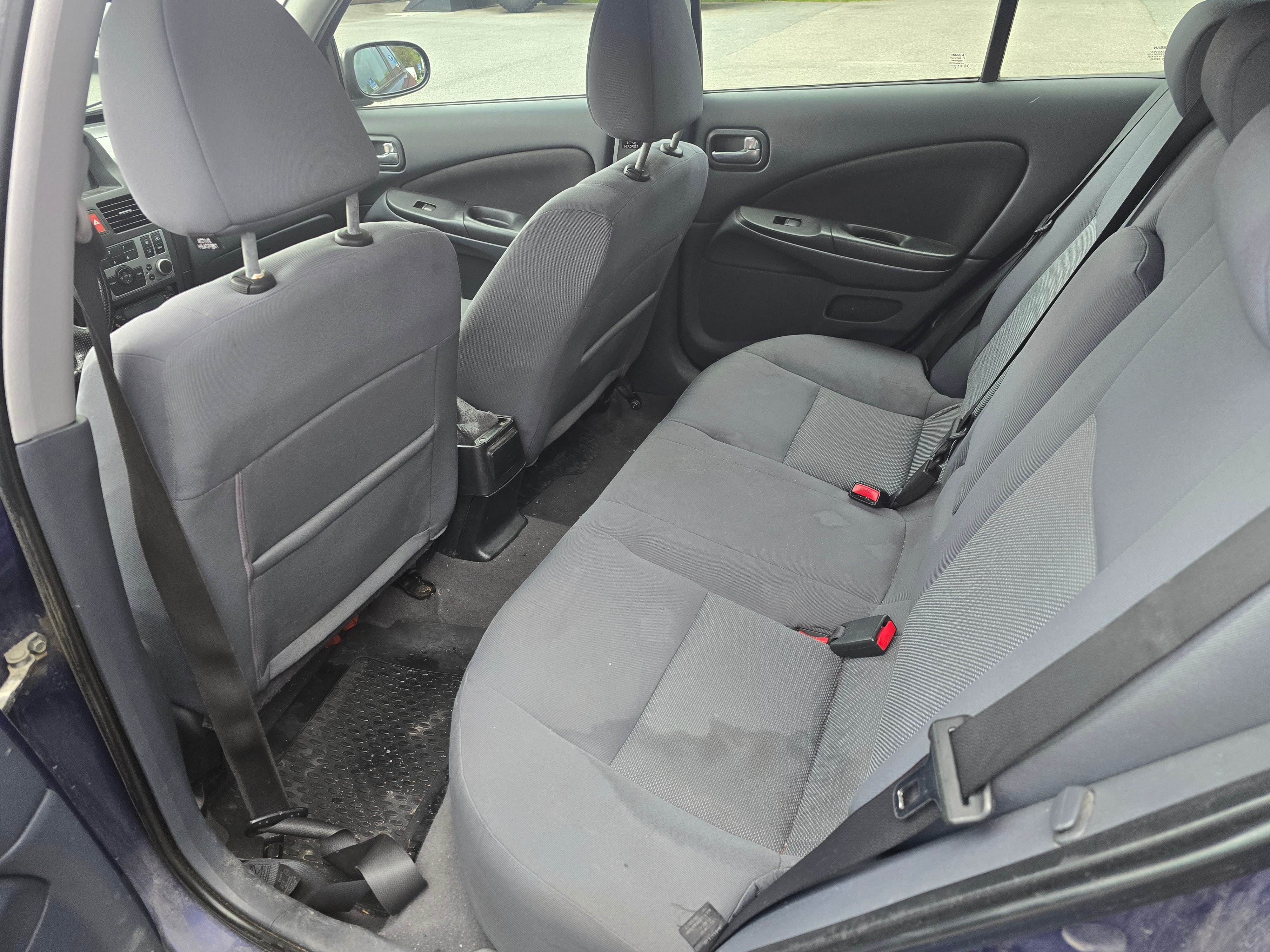 Nissan Almera 5-dörrar 1.8 Automatisk 2004, bild 6/9