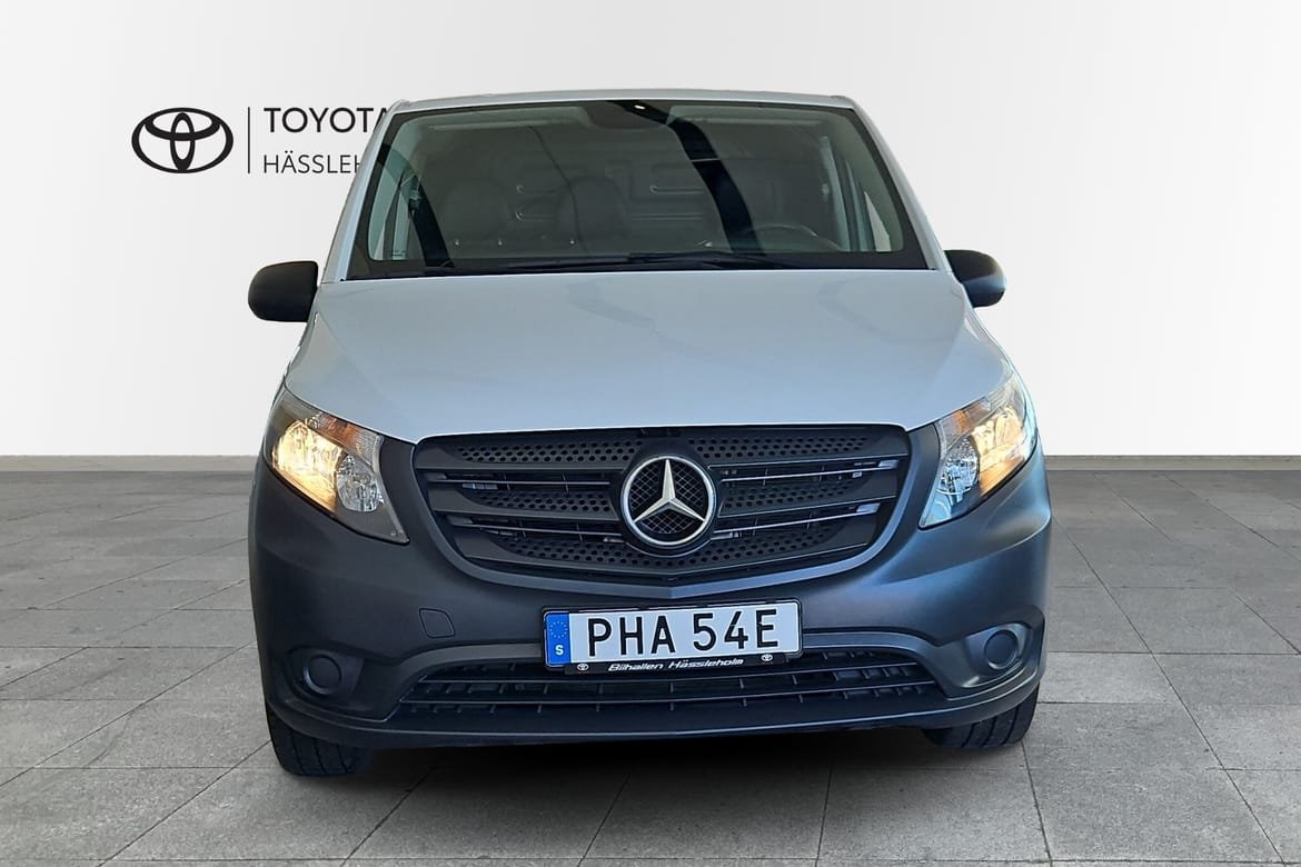 Mercedes-Benz eVito Tourer 2022, bild 5/10
