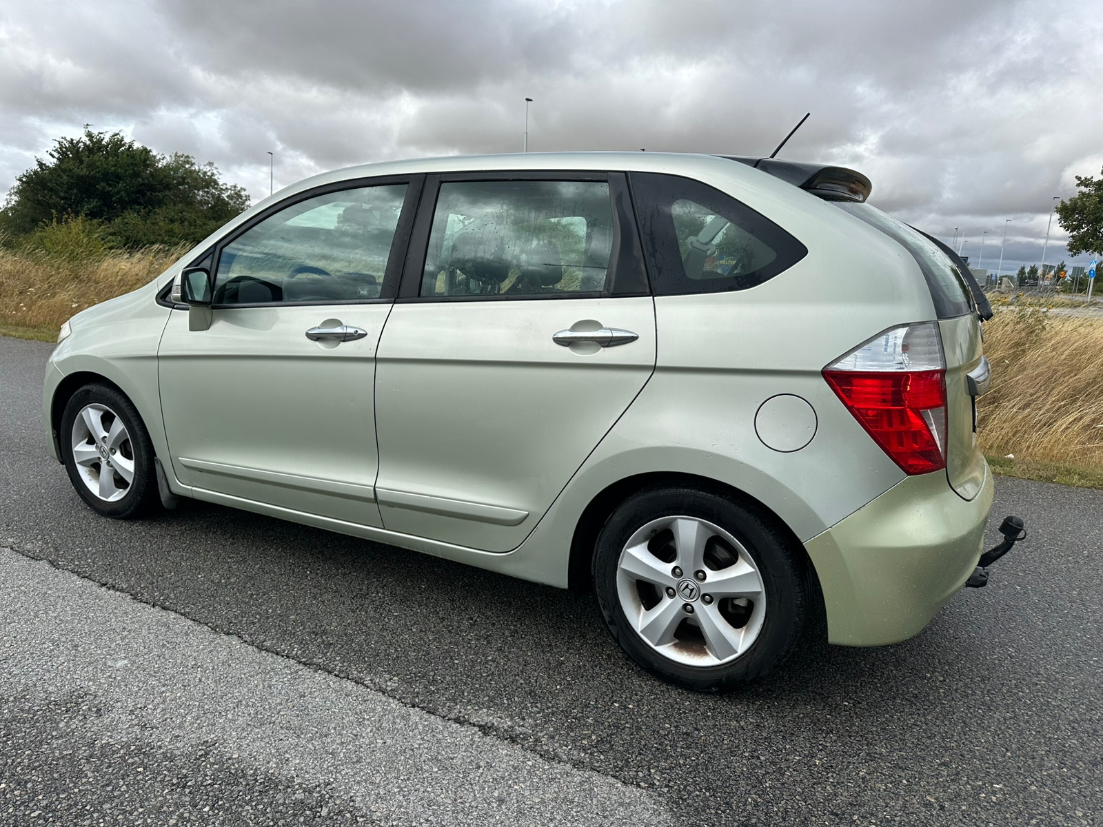 Honda FR-V