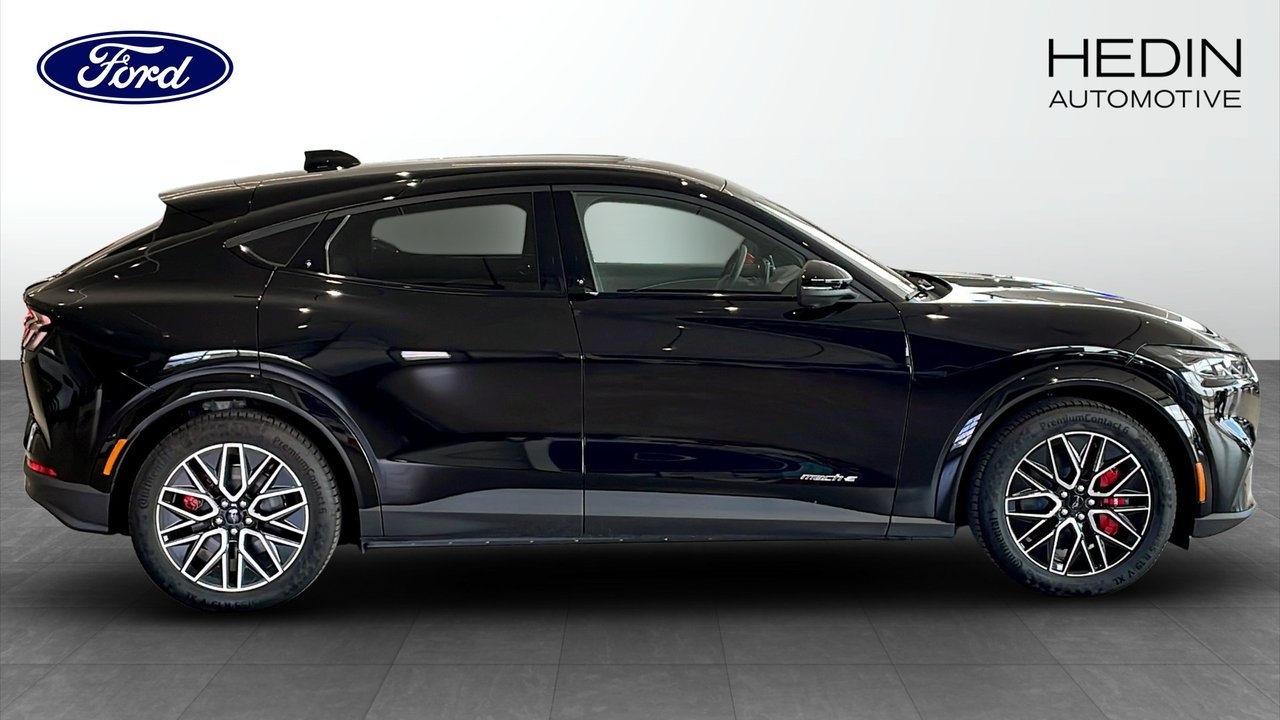Ford Mustang Mach-E 2025, bild 6/9