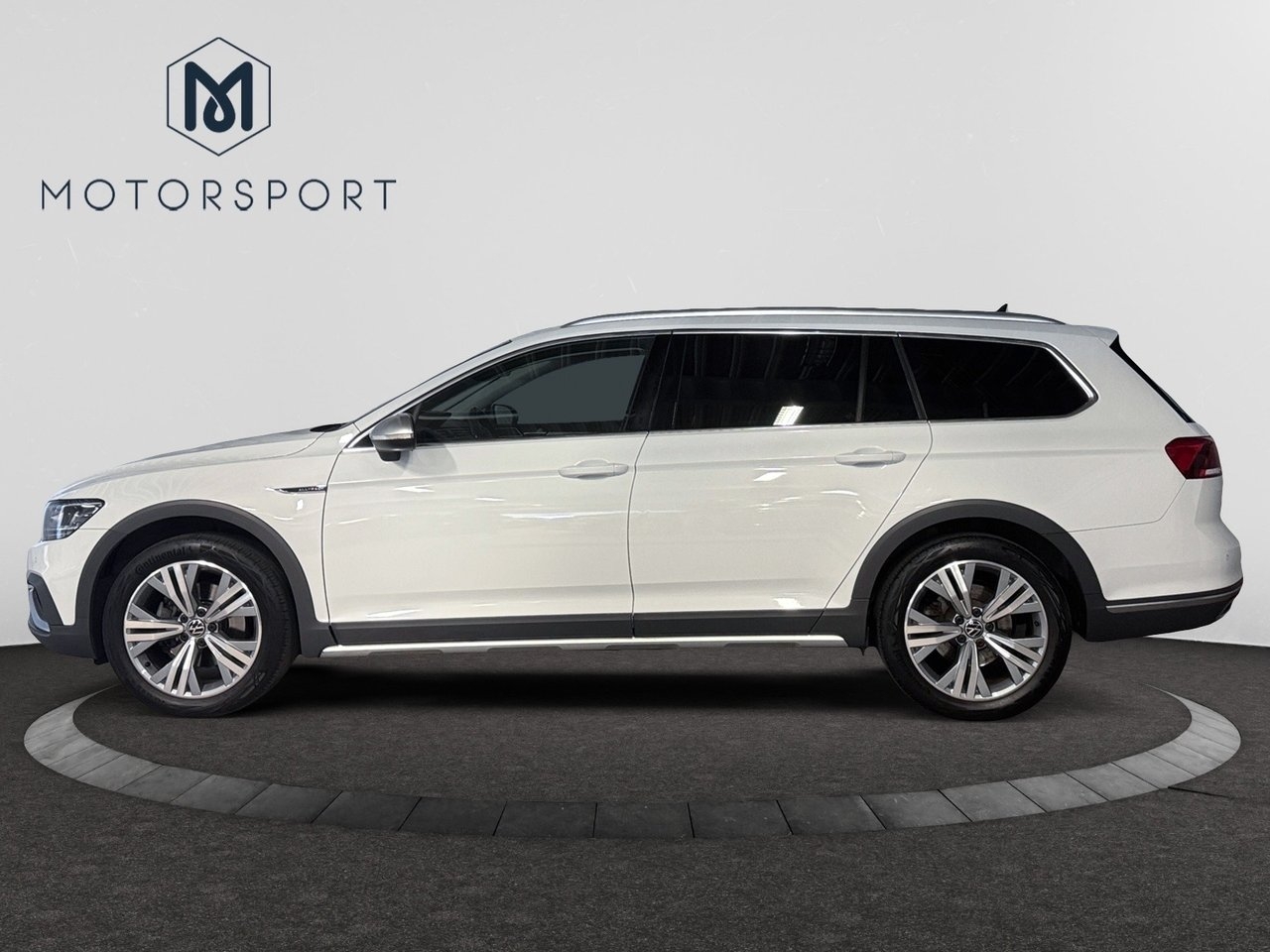 Volkswagen Passat 2024, bild 2/17