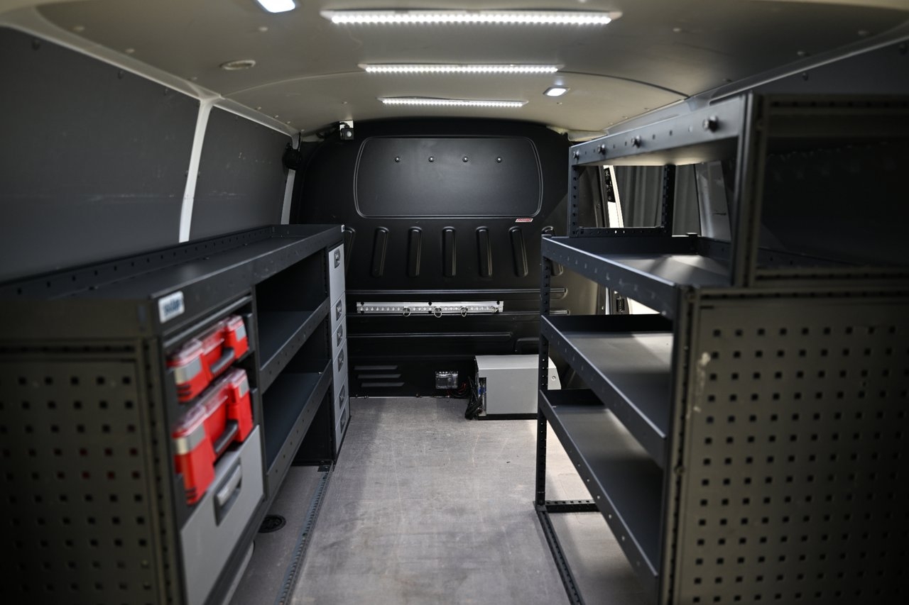 Volkswagen Transporter 2021, photo 6/32