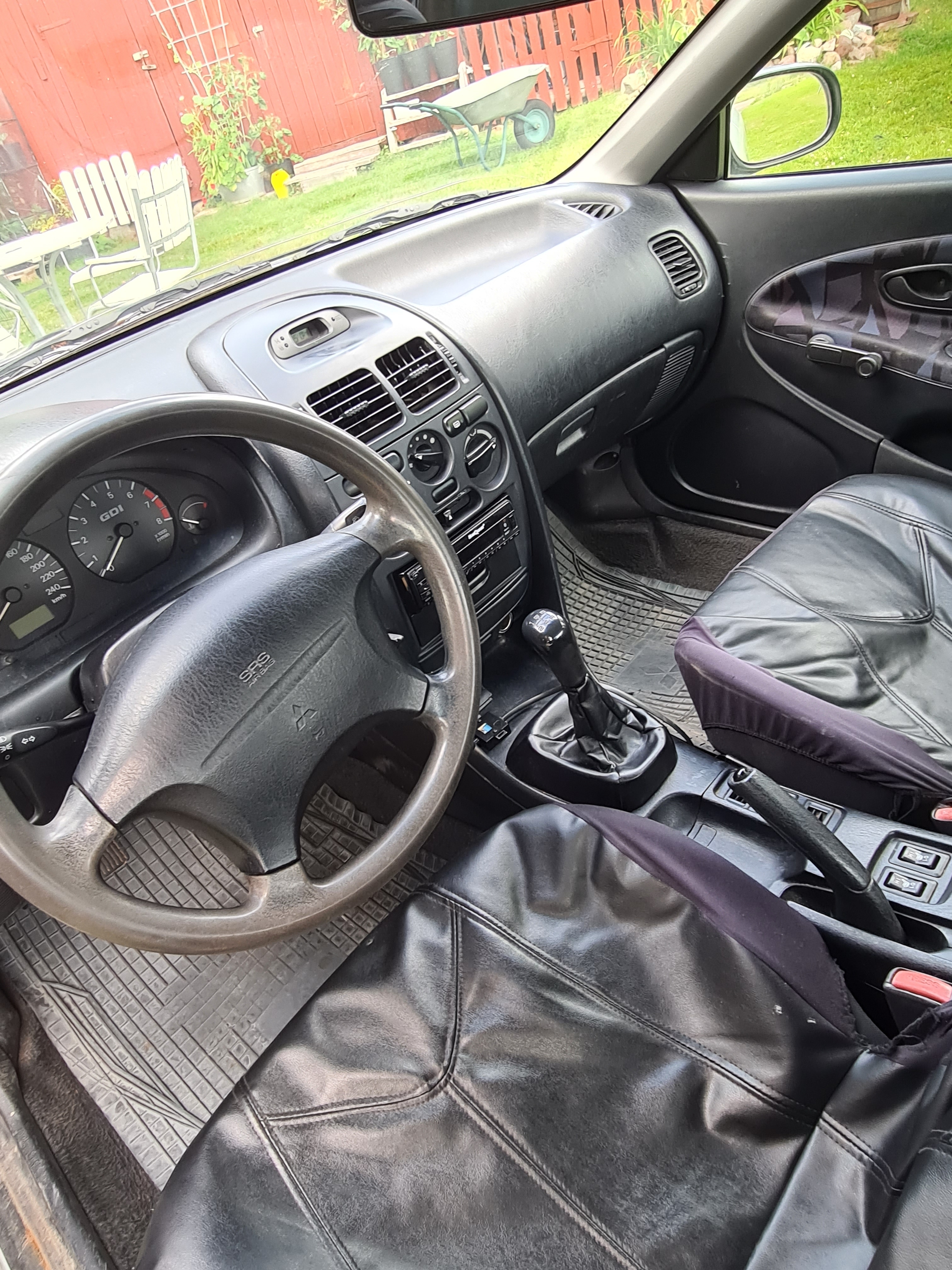 Mitsubishi Carisma Sedan 1.8 GDI Manuell 1998, bild 7/10