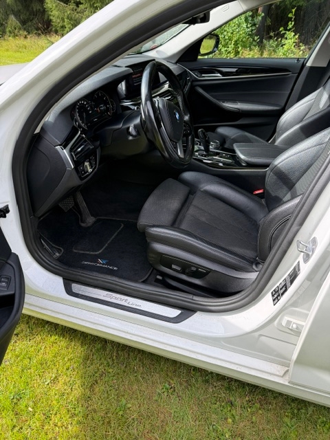 BMW 520 d xDrive Touring Steptronic 2019, bild 6/7