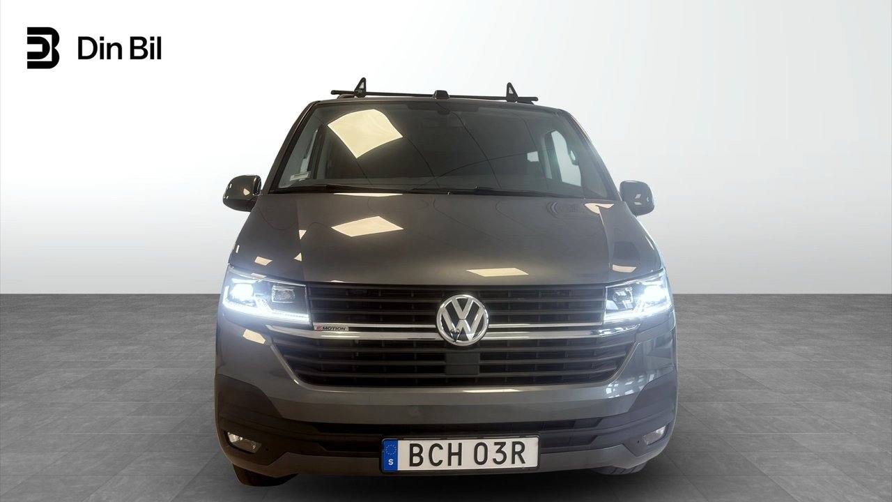 Volkswagen Transporter 2023, photo 5/13