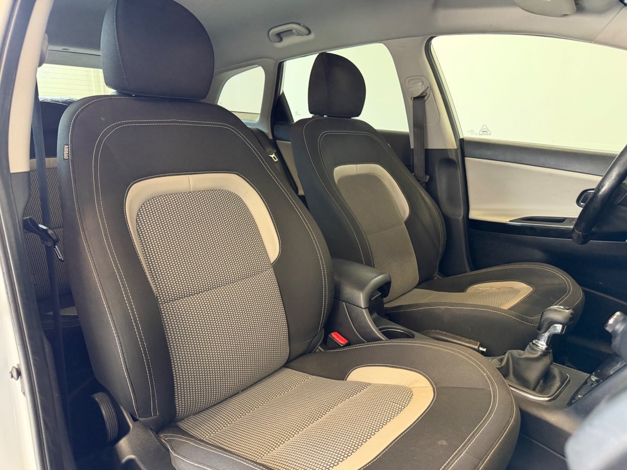 Kia Ceed sw 1.6 CRDi EX Comfort 2013, bild 7/10