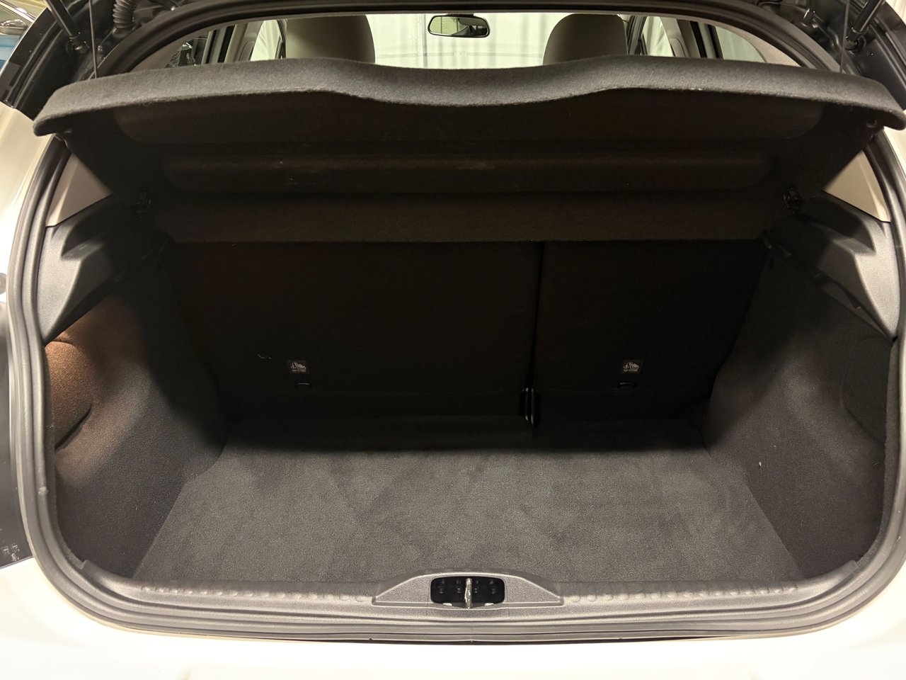 Citroen C3 Shine PureTech 82 2023, bild 5/10