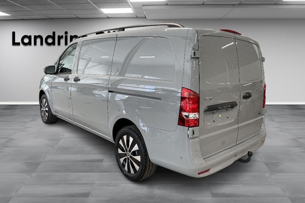 Mercedes-Benz Vito 2025, photo 6/10