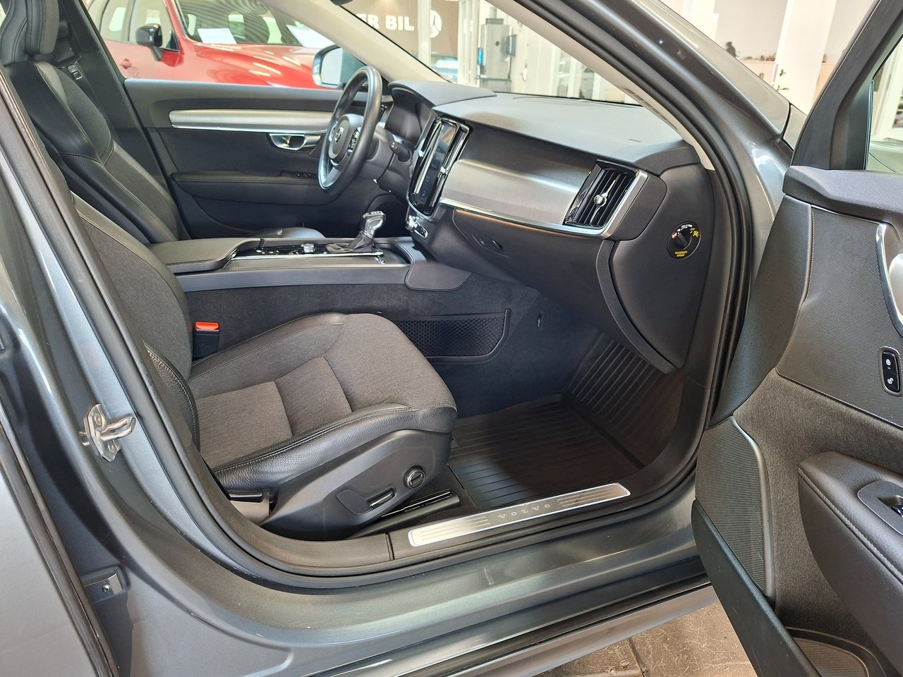 Volvo V90 T4 Aut Momentum Advanced SE II 2019, bild 6/10