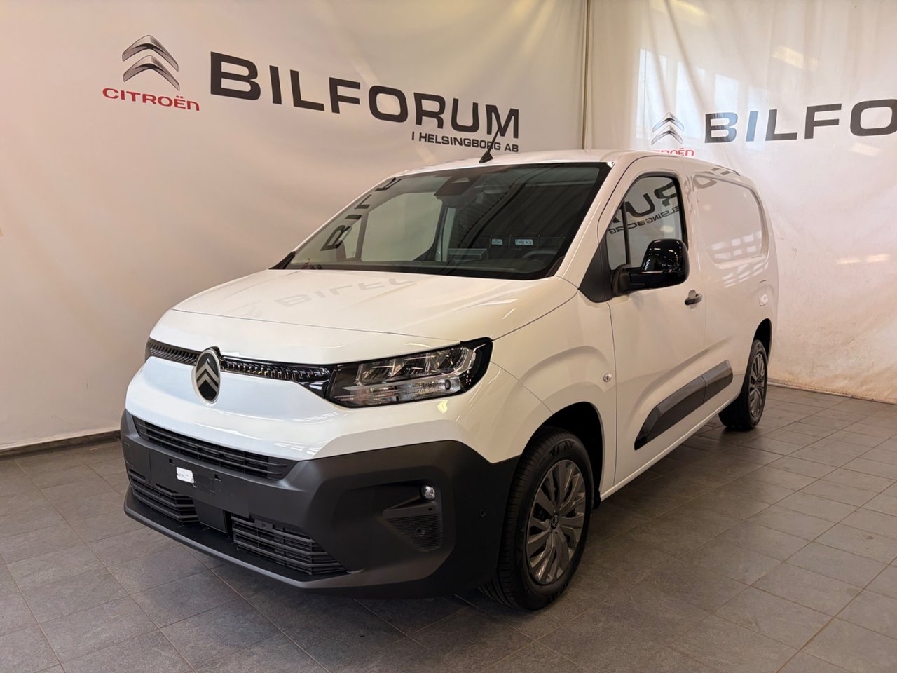 Citroen Berlingo L2 130 AT8 BUSINESS 2026, kuva 2/10