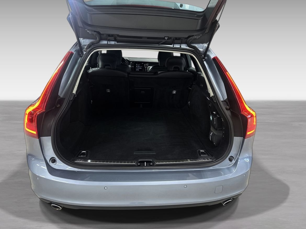 Volvo V90 D3 AWD Momentum 2019, bild 7/7