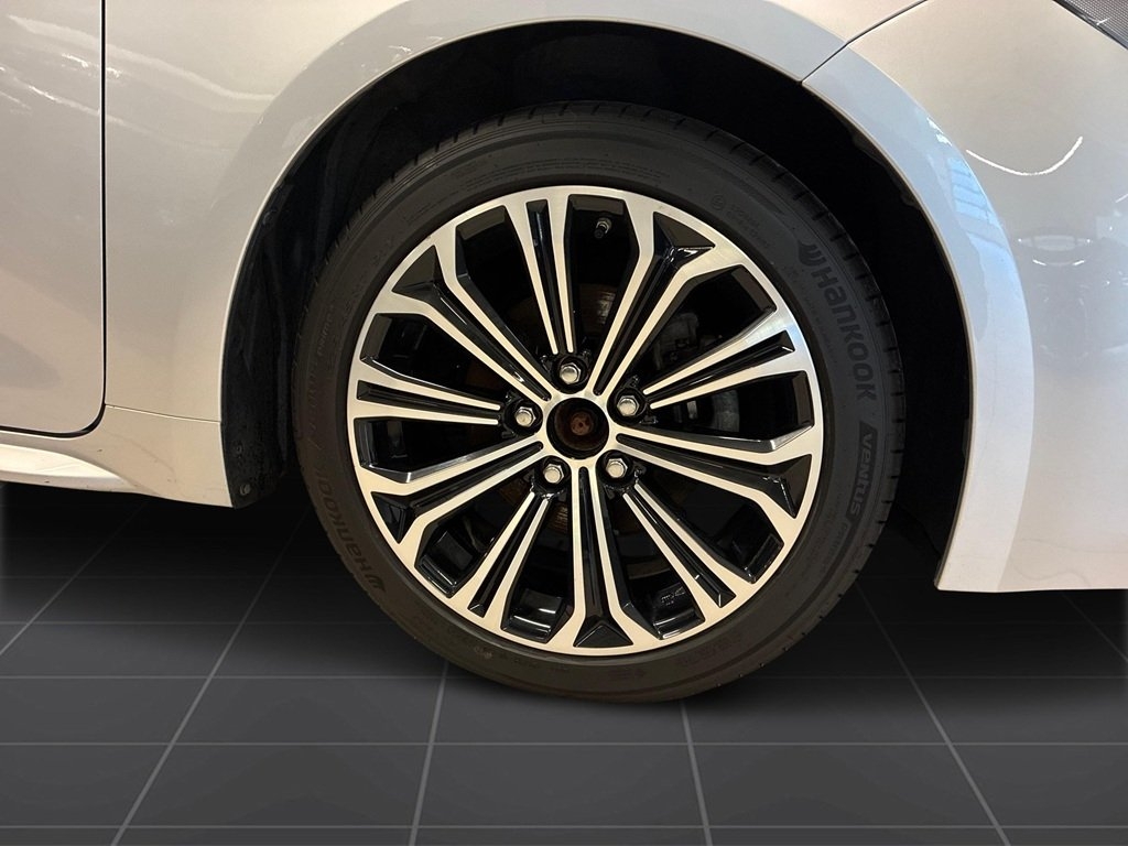 Toyota Corolla 2019, bild 6/17