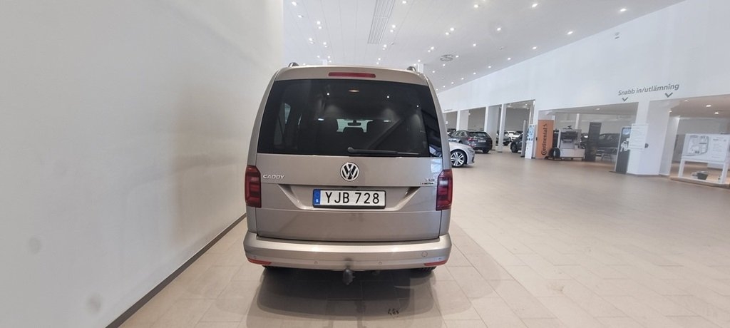 Volkswagen Caddy Maxi 2017, bild 6/11