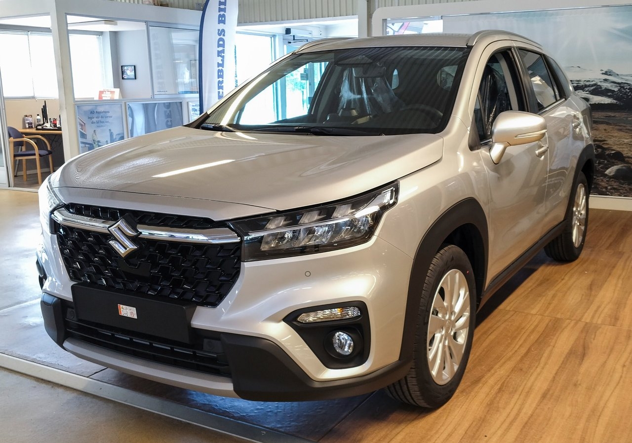 Suzuki S-Cross