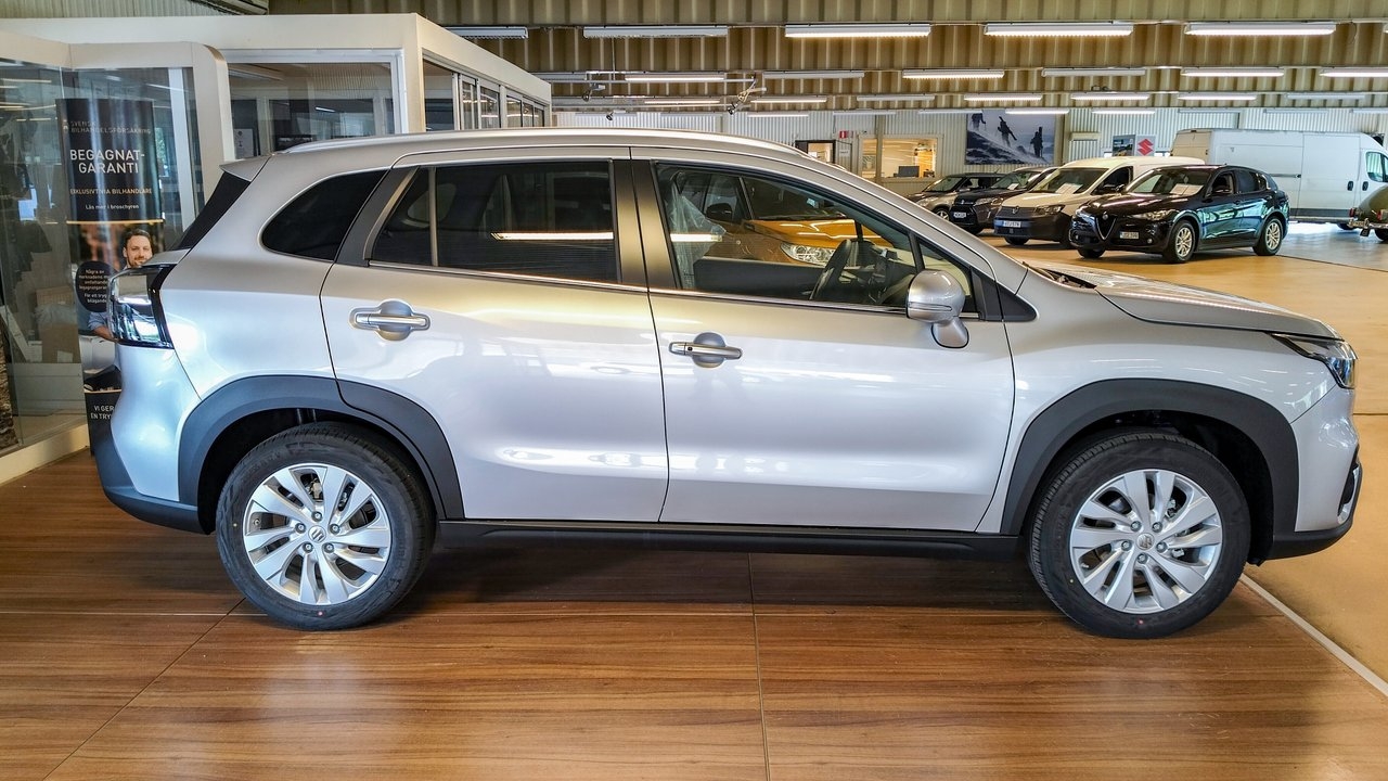 Suzuki S-Cross 2026, photo 5/7