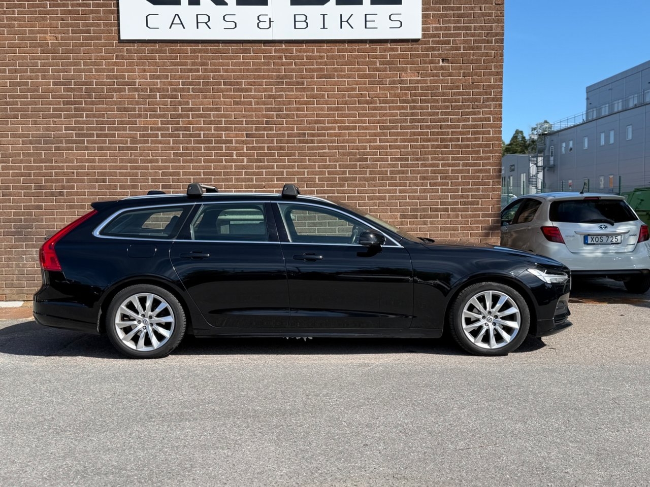 Volvo V90 2020, kuva 6/10